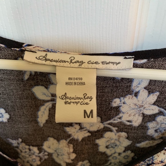 Romper- size medium American Rag - Picture 3 of 3